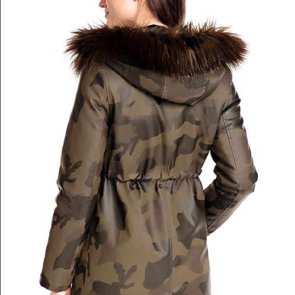 Back in Stock! Camo Anorak Coat w/Faux Fur Trimmed Hood - Picture 9 of 9